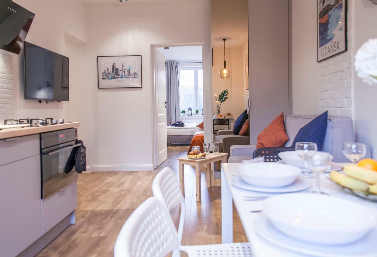 Family Luxury Comfort Old Town Apartament, 1-8, 2 Sypialnie I Salon, Parking W Cenie Гданьск Экстерьер фото